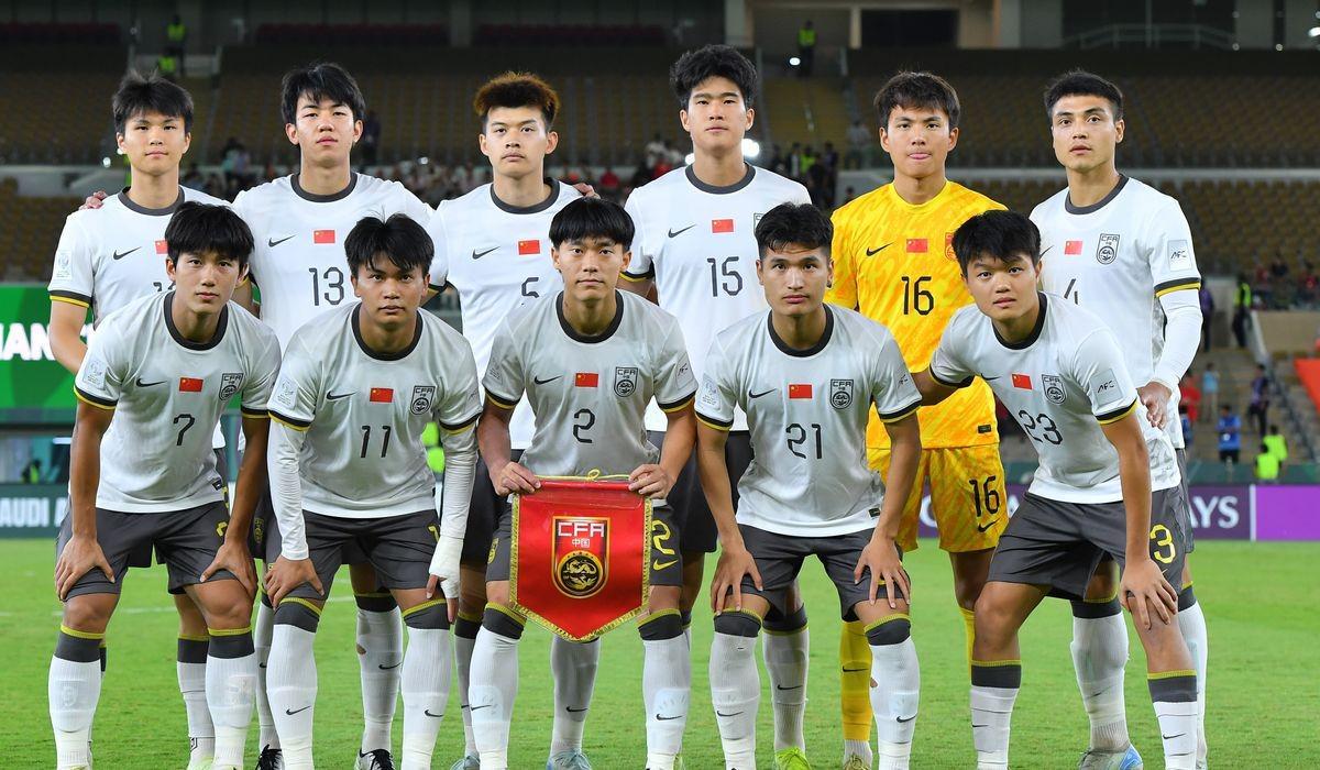开云-津媒：U23国足半决赛进球的定位球战术由黄博文设计